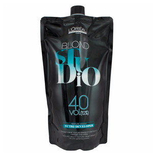L'ORÉAL PROFESSIONNEL BLOND STUDIO PLATINIUM CREMA OXIDANTE - 40VOL