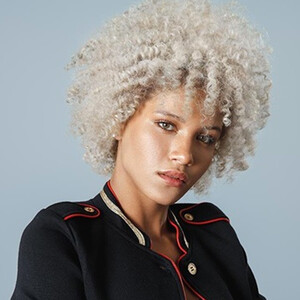 L’Oréal Pro Blond 4