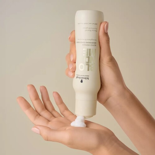 SCHWARZKOPF BLONDME 3