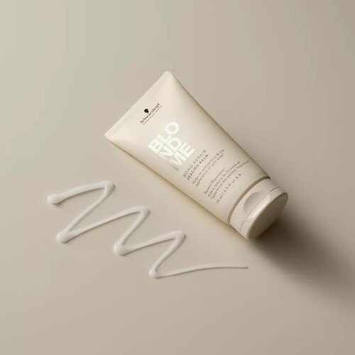 SCHWARZKOPF BLONDME 4