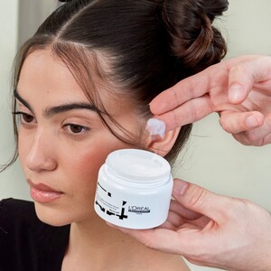 L’ORÉAL PRO 8