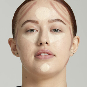 NYX WONDER 4