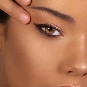 ANDREIA BROWN VELVET 4