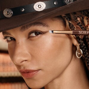 Maybelline Sculpting 4